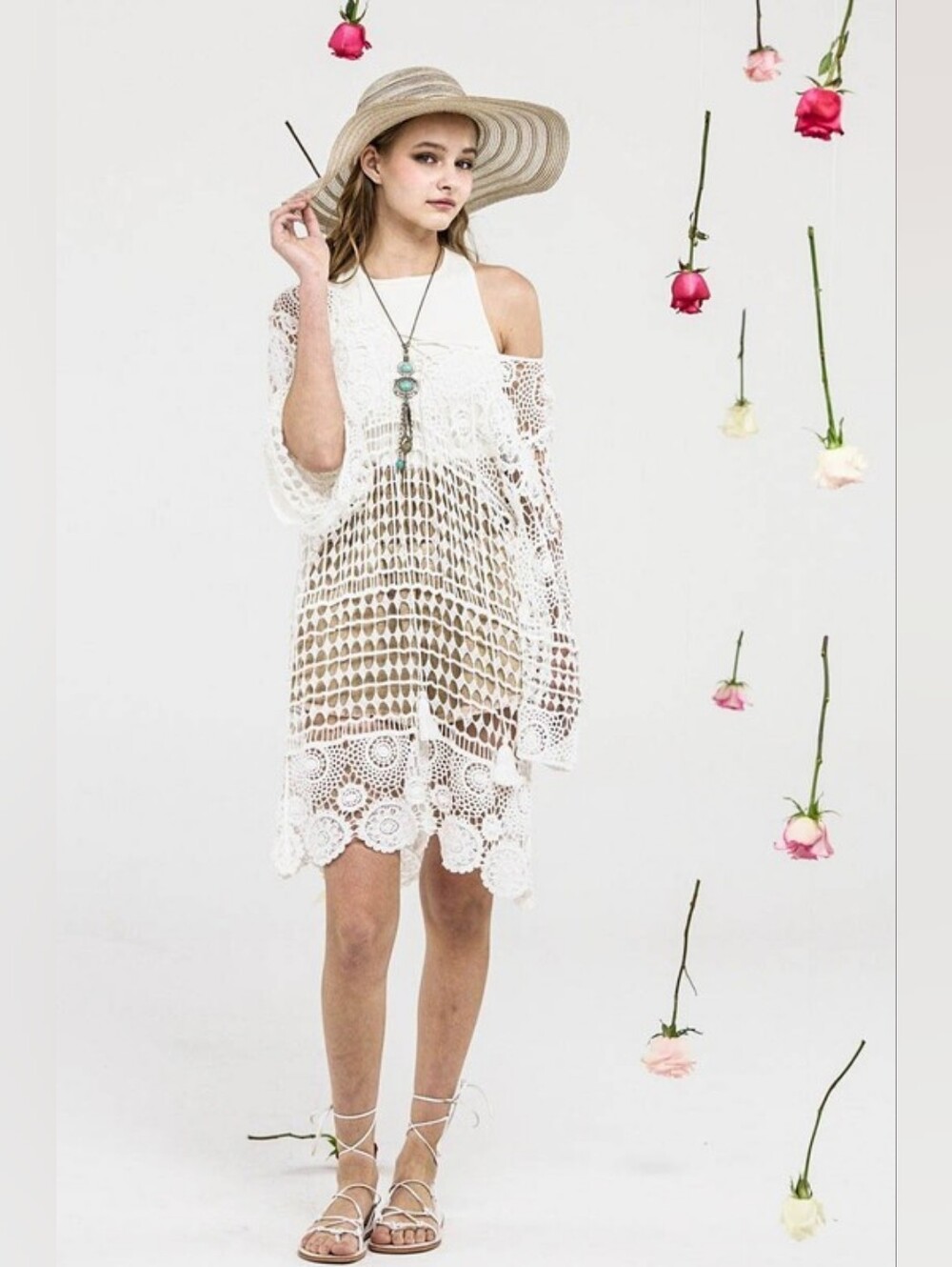 8-0614 White Crochet Lace Swimsuit Coverup